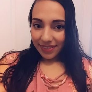 Meet your Posher, Perla